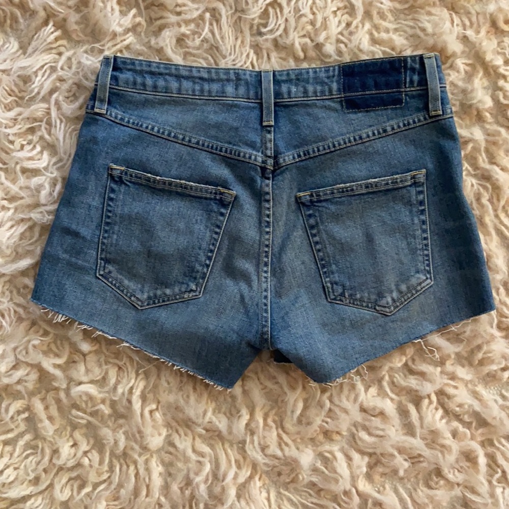 AMO Rosebowl high rise shorts - BUNDLE ME! - Picture 3 of 4